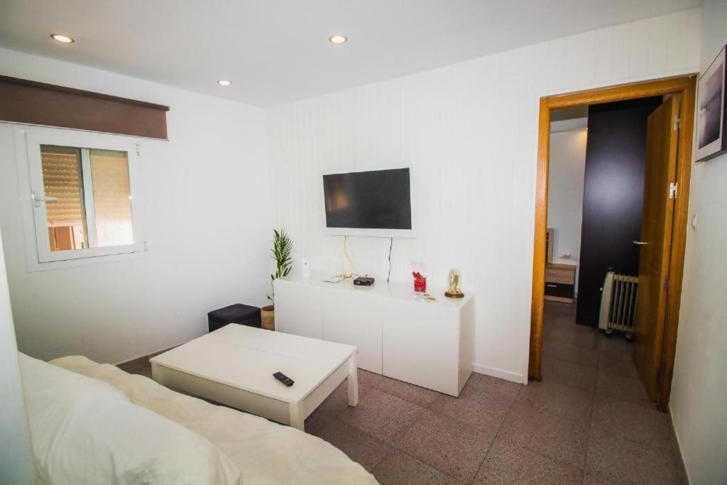 Coqueto Apartamento 50M De Playa Torre Del Mar Exterior photo